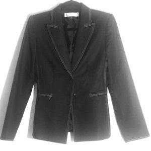 Tahari Jean blazer with white seam details SZ 4